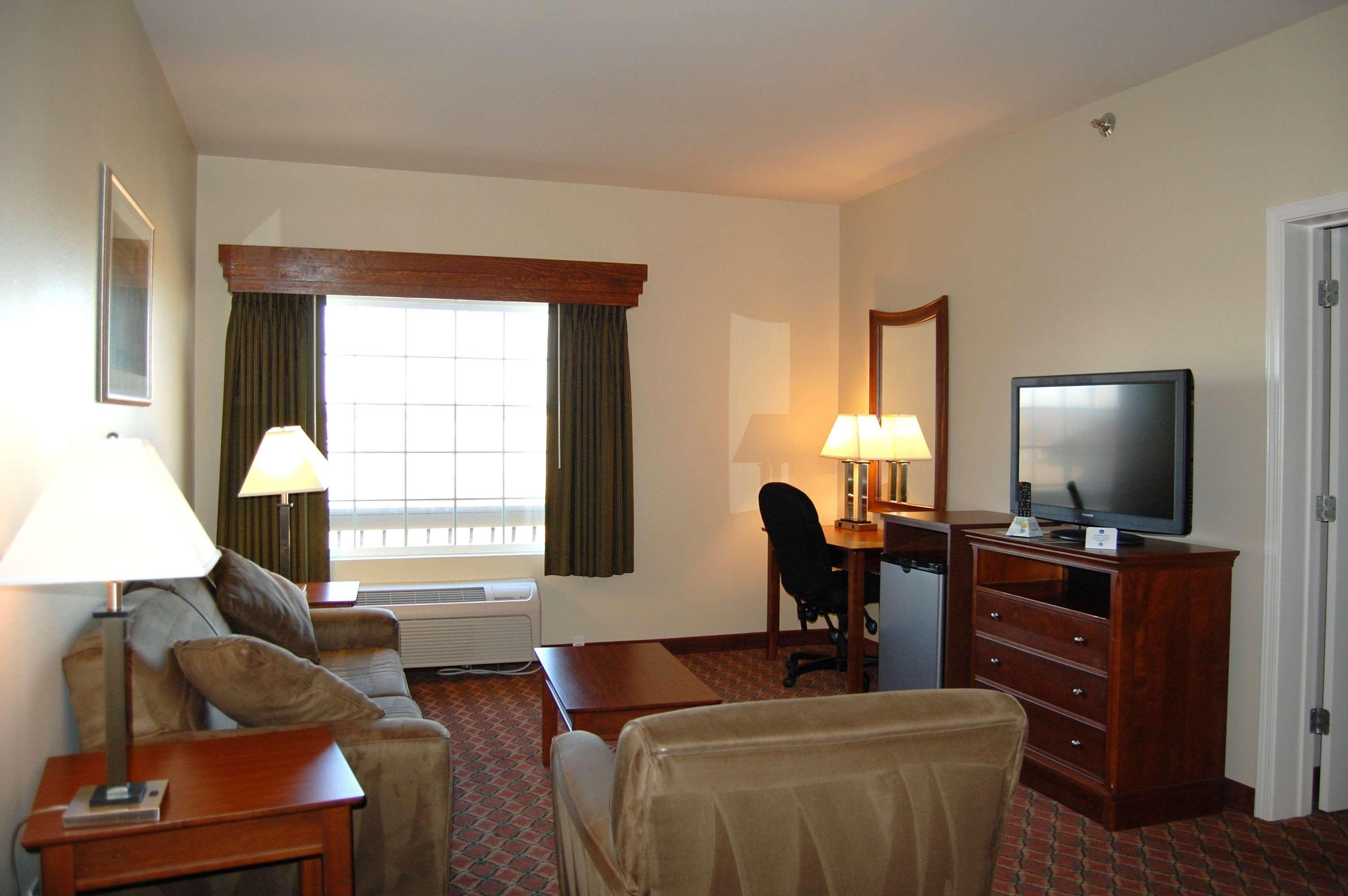 Best Western Plus MidAmerica Hotel Mascoutah Exterior foto