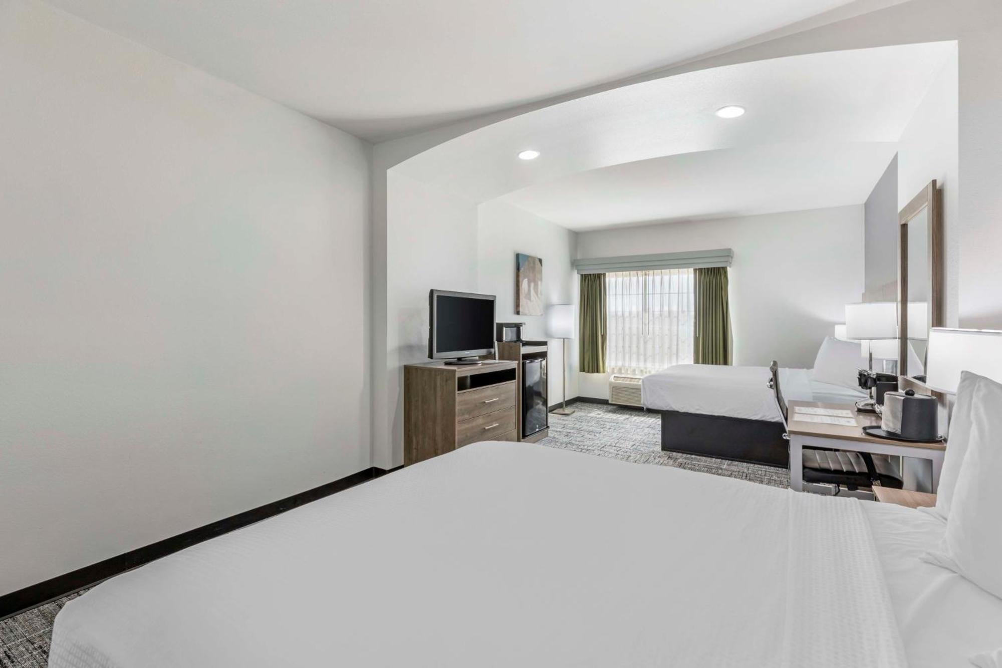 Best Western Plus MidAmerica Hotel Mascoutah Exterior foto